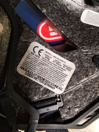 Abus HUD-Y Casco de Bicicleta Moderno para Uso Diario para Hombre y Mujer