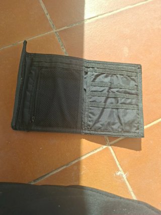 Cartera Adidas Real Madrid Trifold Gris