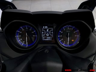 YAMAHA T-MAX 560 -APTA A2-