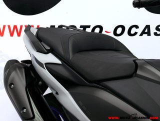 YAMAHA T-MAX 560 -APTA A2-