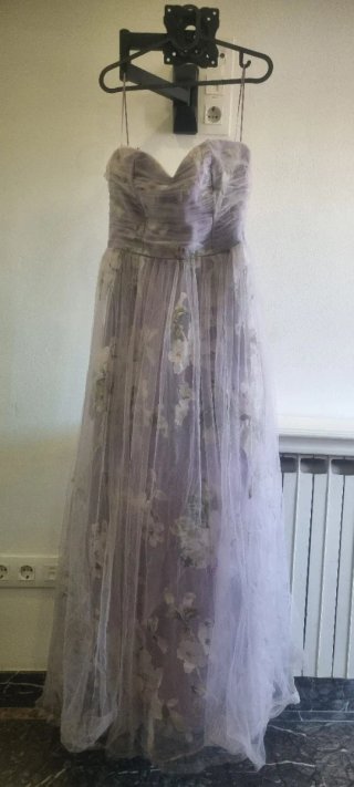 Vestido de fiesta largo con flores