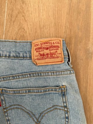 Pantalon Levi's Azul Claro Clasic Capri | Talla L