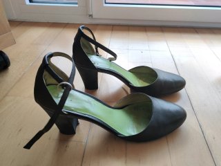 Zapatos de tacón negros Camper