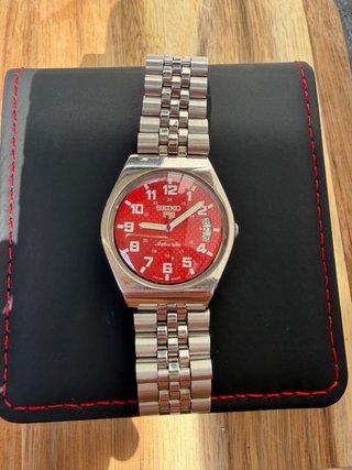Reloj Seiko 5 Vintage Rojo original