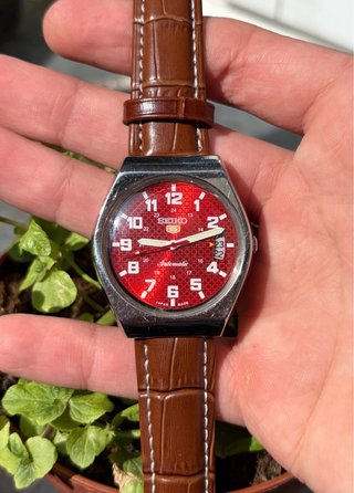 Reloj Seiko 5 Vintage Rojo original