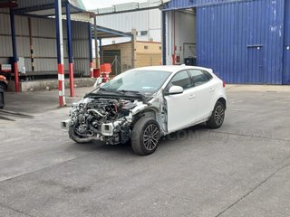 DESPIECE VOLVO V40 I