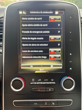 Renault Grand Scenic 2.o DCI 150 CV ZEN BLUE 7 PLA
