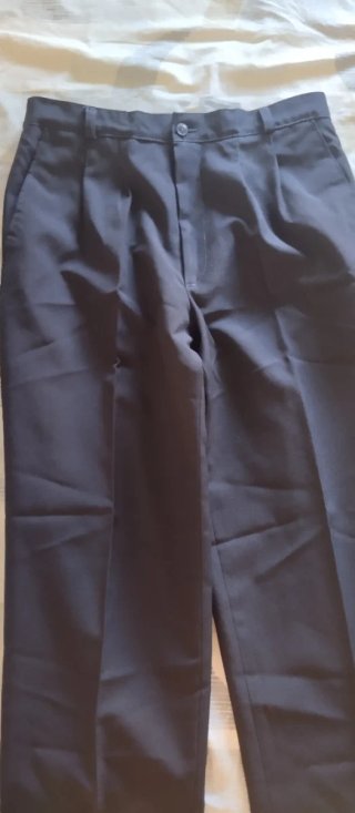 Pantalón infantil de vestir con pinzas