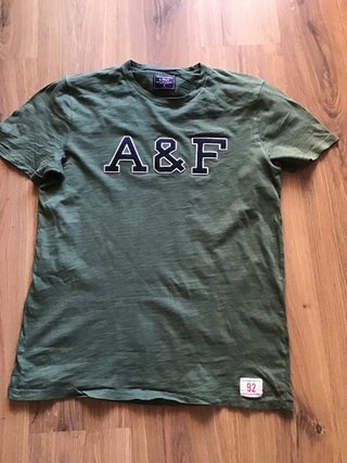 Camiseta Abercrombie & Fitch Verde Talla M