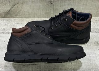 Botines de Piel Negros y Marrones