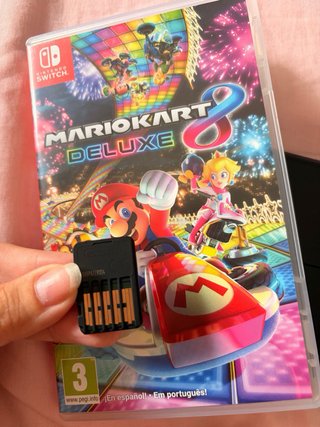Nintendo Switch OLED Blanca + Juego