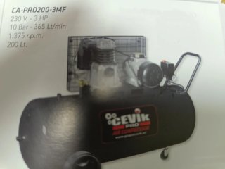 Compresor Cevik CA-PRO200-3MF 200L