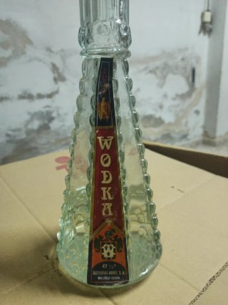 Botella de Vodka Monti