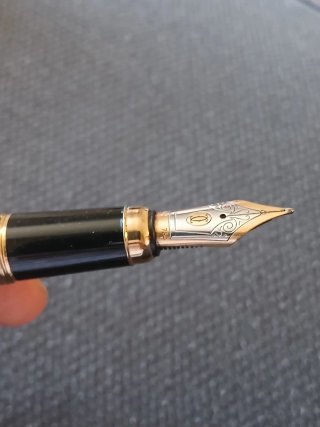 Penna stilografica con pennino in oro