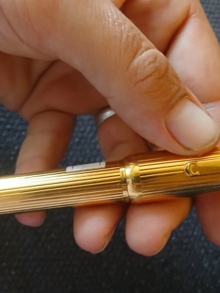 Penna stilografica con pennino in oro