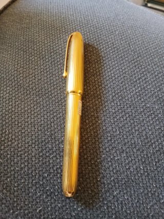 Penna stilografica con pennino in oro