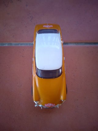 Citroen DS19 Scalextric 1:32 Naranja