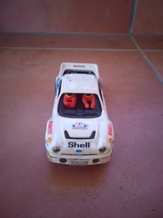 Scalextric Ford RS 200 Escala 1:32
