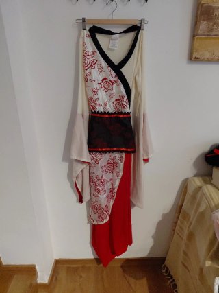 Disfraz kimono japonés mujer+ peluca + sombrilla