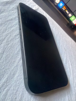 iPhone 15 Pro Negro