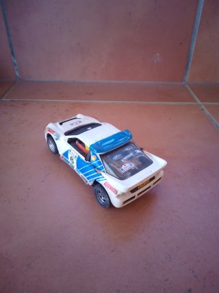 Ford RS 200 Scalextric 1:32