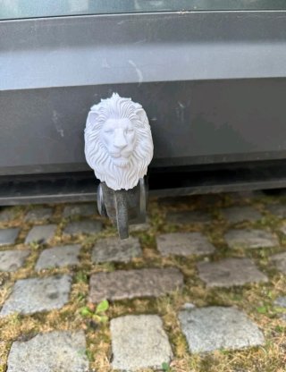 Cubre Bola de Remolque León 3D