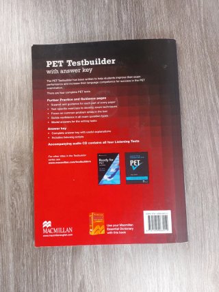 Libro PET Testbuilder + CD