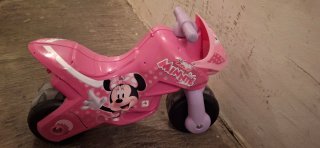 Moto correpasillos Minnie Mouse rosa