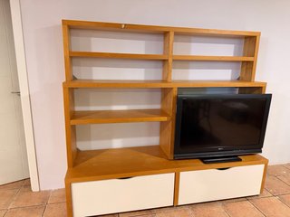 Mueble TV y estantería Ikea