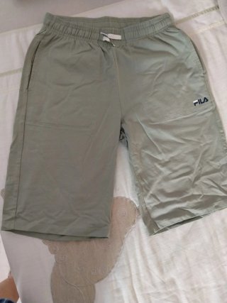 Pantalones cortos Fila beige y verde