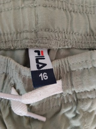 Pantalones cortos Fila beige y verde