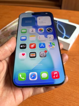 iPhone 16 Pro Max FACTURA Y GARANTÍA