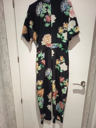 Mono Zara estampado floral talla L