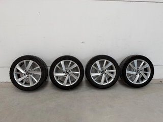 Llantas VW Golf 17+Bridgestone 80%!!