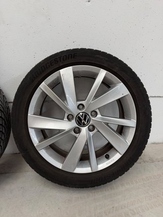 Llantas VW Golf 17+Bridgestone 80%!!