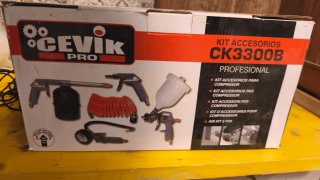 Compresor de aire 25L 2HP 8Bar+kit 5 implementos