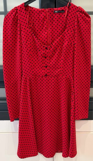 Vestido Zara Rojo con lunares negros. Talla XS