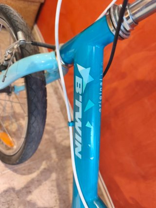 Bicicleta infantil B-TWIN 20 pulgadas