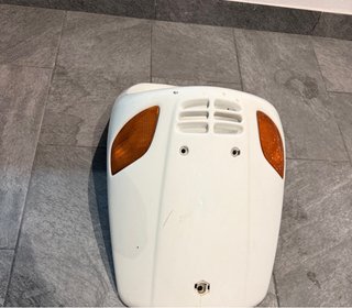 Escudo Zip Scooter Blanco