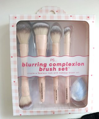 Set de 5 Brochas + esponja de maquillaje. Nuevo si