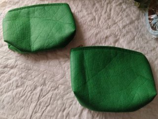 2 Bolsitas de aseo verdes