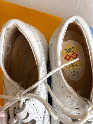 Zapatos Blancos Unisex Talla 26