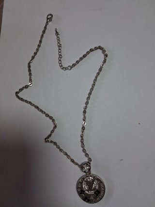 Collar Louis Vuitton Plateado