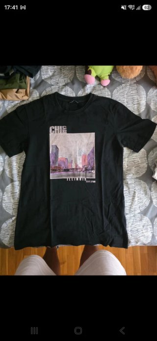 Camiseta Negra Estampado Chicago
