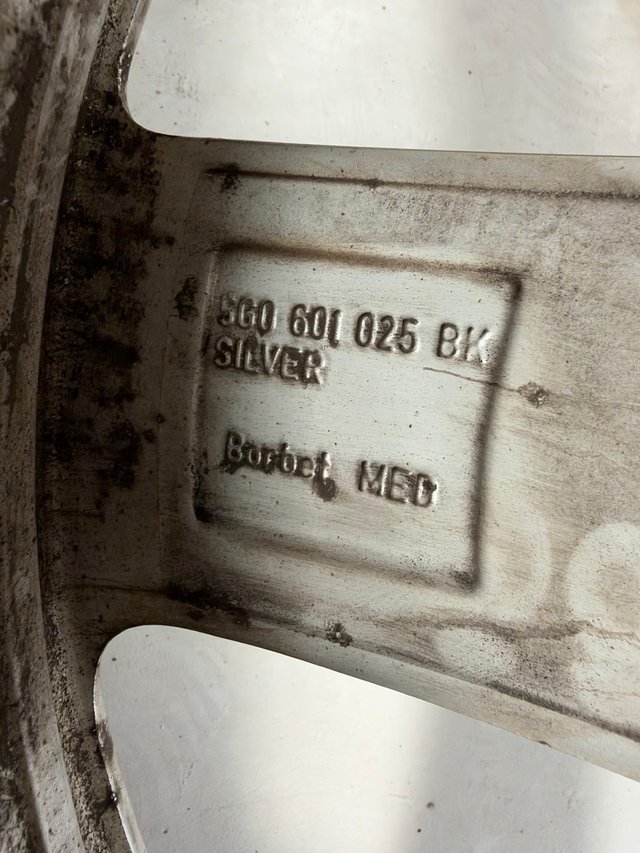 Llantas VW Cadiz 18 + Hankook 90%