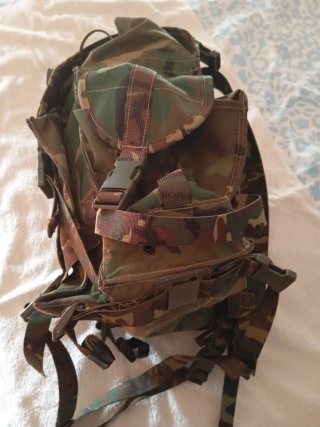 Mochila de Campaña Camuflaje