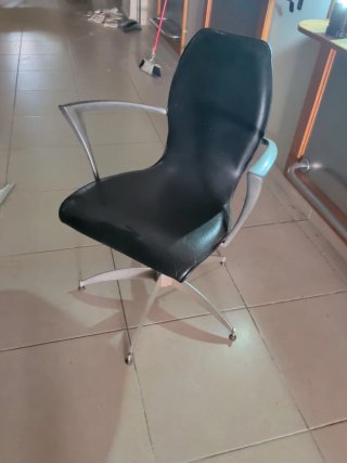 Silla giratoria moderna