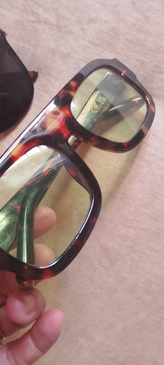 Gafas de sol variadas Precio unidad
