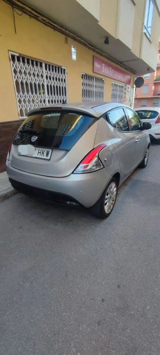 Lancia Ypsilon 2012