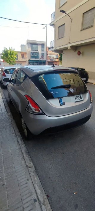 Lancia Ypsilon 2012